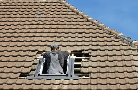 Pose de velux à Rochefort